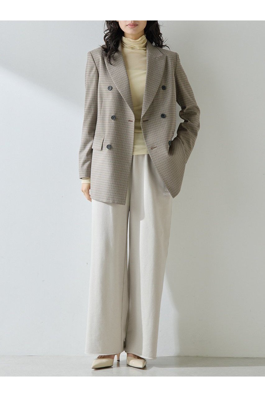 【ウィムガゼット/Whim Gazette】のロゴ裏毛ワイドパンツ インテリア・キッズ・メンズ・レディースファッション・服の通販 founy(ファニー) 　ファッション　Fashion　レディースファッション　Fashion for Women　パンツ　Pants & Trousers　ジャケット　Jacket, Outerwear　スタンダード　Standard, Basic　スピンドル　Spindle, Drawcord　ワイド　Wide, Wide Fit　ワンポイント　One Point, Statement Accent　A/W・秋冬　Autumn/Winter　おすすめ　Recommended / Our Picks　2025年　2025　2025-2026秋冬・A/W　Autumn/Winter 2025–26 AW25–26　ベージュ|ID: prp329100004614117 ipo3291000000033035639