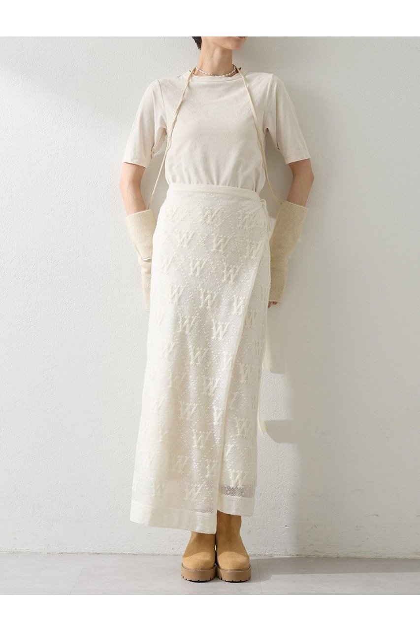 【ウィムガゼット/Whim Gazette】のジャガードラップスカート インテリア・キッズ・メンズ・レディースファッション・服の通販 founy(ファニー) 　ファッション　Fashion　レディースファッション　Fashion for Women　スカート　Skirts　ロングスカート　Long Skirts / Maxi & Midi Skirts　2025年　2025　2025-2026秋冬・A/W　Autumn/Winter 2025–26 AW25–26　なめらか　Smooth, Silky Texture　クラシカル　Classical, Vintage-Inspired　ジャカード／ジャガード　Jacquard, Woven Pattern　ペチコート　Petticoat, Underskirt　ボトム　Bottoms, Lower Wear　ラップ　Wrap, Wrap Design　ロング　Long, Long-Length　エレガント 上品　Elegant　A/W・秋冬　Autumn/Winter　オフホワイト|ID: prp329100004614121 ipo3291000000033035687