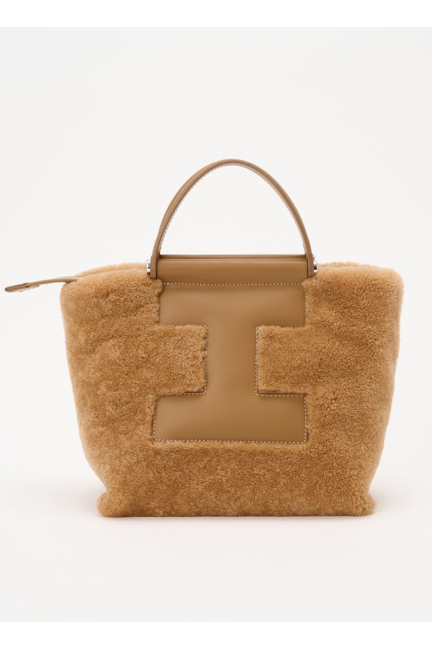 【イアクッチ/IACUCCI】のソルベット S MONTONE/RUGA 人気、トレンドファッション・服の通販 founy(ファニー) 　ファッション　Fashion　レディースファッション　Fashion for Women　バッグ　Bags　コレクション　Collection, Seasonal Line　コンパクト　Compact, Small Size　財布　Wallet, Purse　チャーム　Charm, Pendant　人気　Popular, Best Seller　ポーチ　Pouch, Small Case　ムートン　Shearling, Mouton　冬　Winter / This Winter　A/W・秋冬　Autumn/Winter　おすすめ　Recommended / Our Picks　旅行　Travel　エレガント 上品　Elegant　2025年　2025　2025-2026秋冬・A/W　Autumn/Winter 2025–26 AW25–26　other-4|ID: prp329100004615908 ipo3291000000033059084