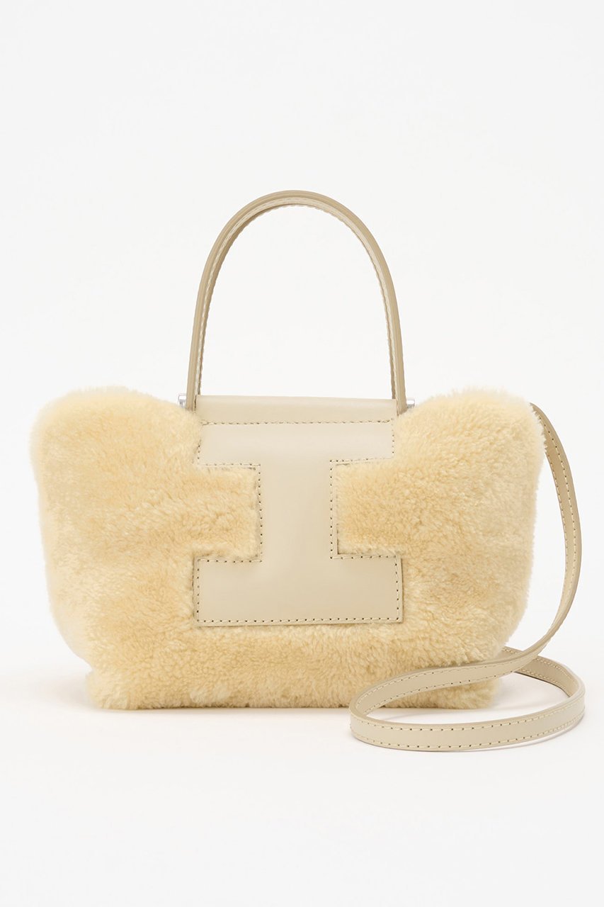 【イアクッチ/IACUCCI】のソルベット XS MONTONE/RUGA 人気、トレンドファッション・服の通販 founy(ファニー) 　ファッション　Fashion　レディースファッション　Fashion for Women　バッグ　Bags　アクセサリー　Fashion Accessories　コレクション　Collection, Seasonal Line　コンパクト　Compact, Small Size　チャーム　Charm, Pendant　人気　Popular, Best Seller　ポーチ　Pouch, Small Case　ムートン　Shearling, Mouton　冬　Winter / This Winter　A/W・秋冬　Autumn/Winter　おすすめ　Recommended / Our Picks　旅行　Travel　エレガント 上品　Elegant　2025年　2025　2025-2026秋冬・A/W　Autumn/Winter 2025–26 AW25–26　 other-1|ID: prp329100004615909 ipo3291000000033059089