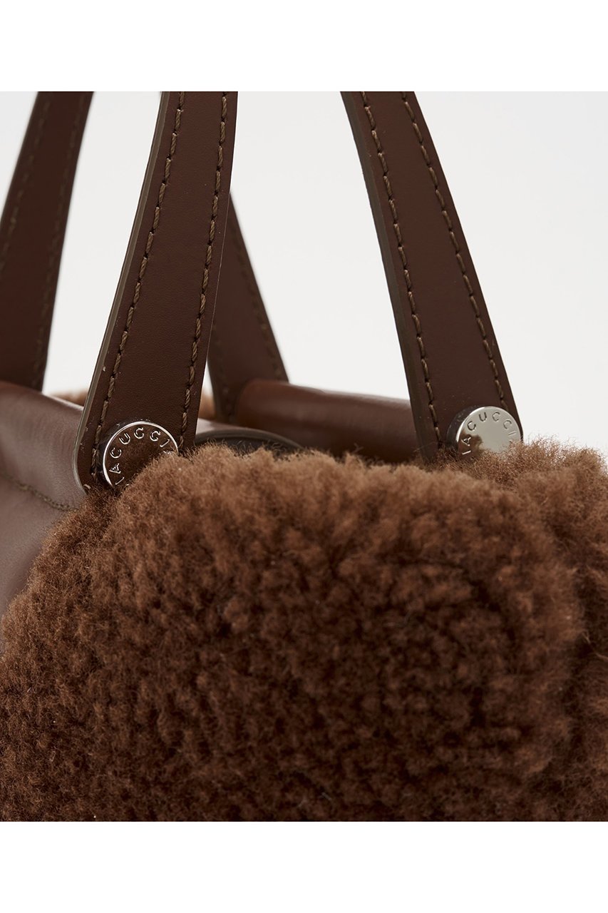 【イアクッチ/IACUCCI】のソルベット XS MONTONE/RUGA 人気、トレンドファッション・服の通販 founy(ファニー) 　ファッション　Fashion　レディースファッション　Fashion for Women　バッグ　Bags　アクセサリー　Fashion Accessories　コレクション　Collection, Seasonal Line　コンパクト　Compact, Small Size　チャーム　Charm, Pendant　人気　Popular, Best Seller　ポーチ　Pouch, Small Case　ムートン　Shearling, Mouton　冬　Winter / This Winter　A/W・秋冬　Autumn/Winter　おすすめ　Recommended / Our Picks　旅行　Travel　エレガント 上品　Elegant　2025年　2025　2025-2026秋冬・A/W　Autumn/Winter 2025–26 AW25–26　other-4|ID: prp329100004615909 ipo3291000000033059095