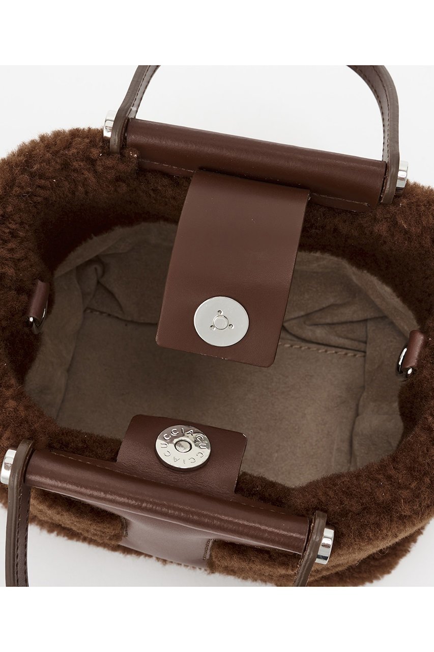 【イアクッチ/IACUCCI】のソルベット XS MONTONE/RUGA 人気、トレンドファッション・服の通販 founy(ファニー) 　ファッション　Fashion　レディースファッション　Fashion for Women　バッグ　Bags　アクセサリー　Fashion Accessories　コレクション　Collection, Seasonal Line　コンパクト　Compact, Small Size　チャーム　Charm, Pendant　人気　Popular, Best Seller　ポーチ　Pouch, Small Case　ムートン　Shearling, Mouton　冬　Winter / This Winter　A/W・秋冬　Autumn/Winter　おすすめ　Recommended / Our Picks　旅行　Travel　エレガント 上品　Elegant　2025年　2025　2025-2026秋冬・A/W　Autumn/Winter 2025–26 AW25–26　other-7|ID: prp329100004615909 ipo3291000000033059098