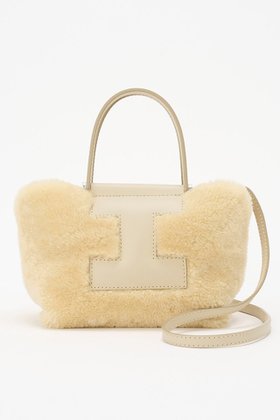 【イアクッチ/IACUCCI】のソルベット XS MONTONE/RUGA 人気、トレンドファッション・服の通販 founy(ファニー) ファッション Fashion レディースファッション Fashion for Women バッグ Bags アクセサリー Fashion Accessories コレクション Collection, Seasonal Line コンパクト Compact, Small Size チャーム Charm, Pendant 人気 Popular, Best Seller ポーチ Pouch, Small Case ムートン Shearling, Mouton 冬 Winter / This Winter おすすめ Recommended / Our Picks 旅行 Travel エレガント 上品 Elegant |ID:prp329100004615909