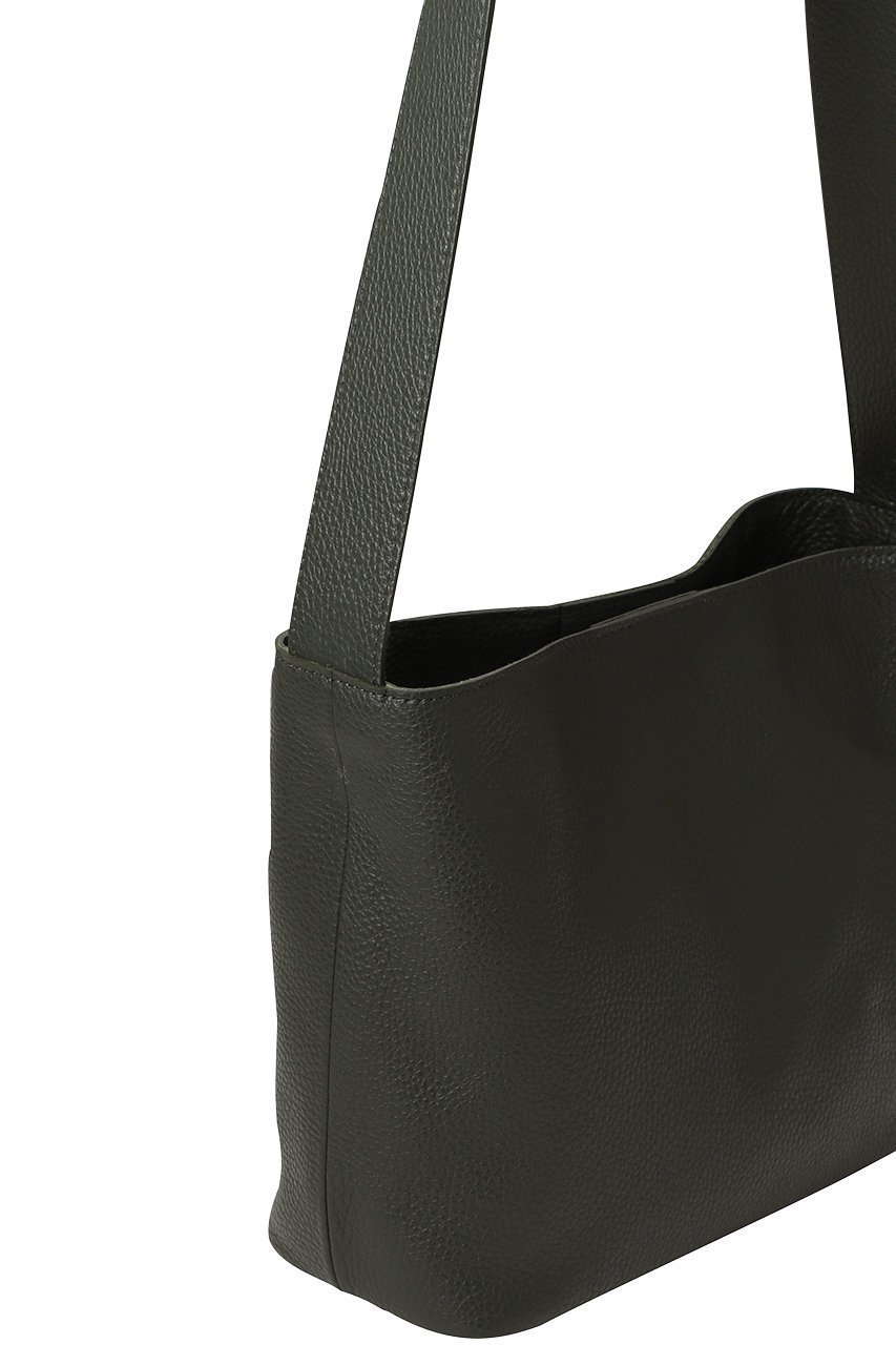 【プレインピープル/PLAIN PEOPLE】の【TIDI AND AUGUST】スクエアショルダーバッグ 人気、トレンドファッション・服の通販 founy(ファニー) 　ファッション　Fashion　レディースファッション　Fashion for Women　バッグ　Bags　2025年　2025　2025-2026秋冬・A/W　Autumn/Winter 2025–26 AW25–26　なめらか　Smooth, Silky Texture　コンパクト　Compact, Small Size　シンプル　Simple, Minimal　スクエア　Square, Square Shape　フォルム　Silhouette, Form　エレガント 上品　Elegant　A/W・秋冬　Autumn/Winter　other-4|ID: prp329100004615910 ipo3291000000033059104
