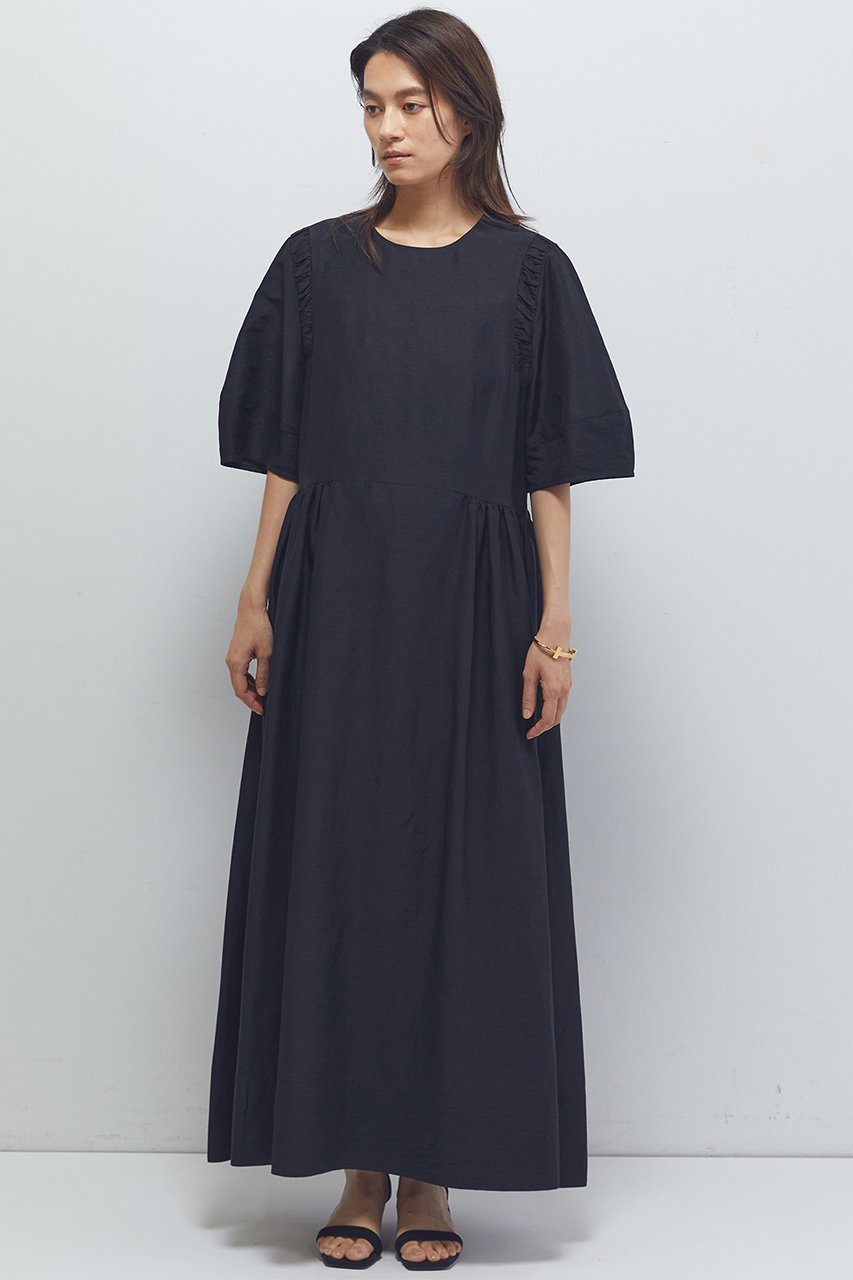【プルミエ アロンディスモン/1er Arrondissement】のショルダーギャザーワンピース 人気、トレンドファッション・服の通販 founy(ファニー) 　ファッション　Fashion　レディースファッション　Fashion for Women　ワンピース　Dresses　チュニック　Tunic Tops & Dresses　ギャザー　Gathered, Ruffled　サンダル　Sandals, Summer Shoes　チュニック　Tunic, Long Top　ファブリック　Fabric, Textile　マキシ　Maxi, Full Length　リゾート　Resort, Vacation Style　ロング　Long, Long-Length　エレガント 上品　Elegant　other-6|ID: prp329100004615960 ipo3291000000033329282