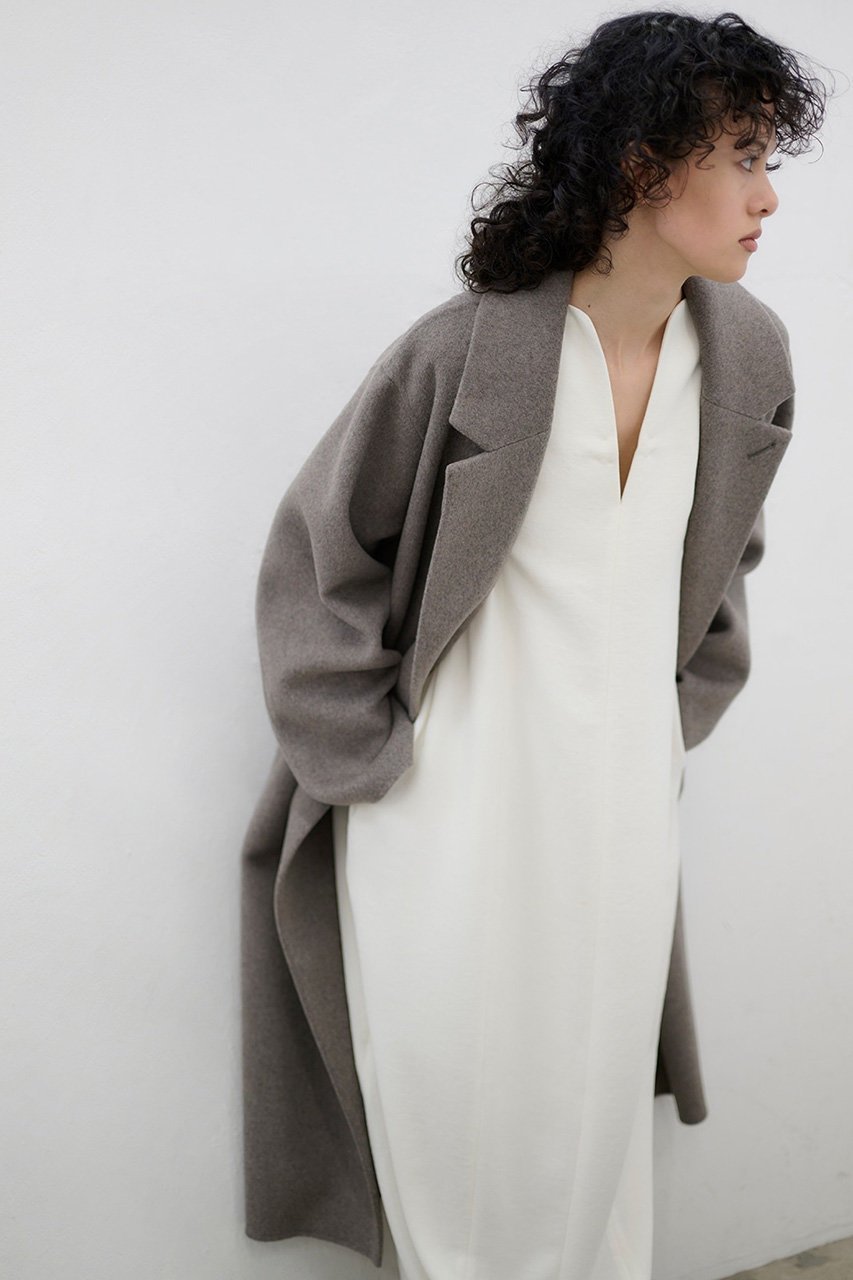 【スタニングルアー/STUNNING LURE】のrコクーンワンピース インテリア・キッズ・メンズ・レディースファッション・服の通販 founy(ファニー) 　ファッション　Fashion　レディースファッション　Fashion for Women　ワンピース　Dresses　チュニック　Tunic Tops & Dresses　チュニック　Tunic, Long Top　ドレス　Dress, One-Piece　ドレープ　Drape, Draping Fabric　ロング　Long, Long-Length　エレガント 上品　Elegant　新作・新入荷　New Arrivals / New In　オフホワイト|ID: prp329100004615965 ipo3291000000033059657