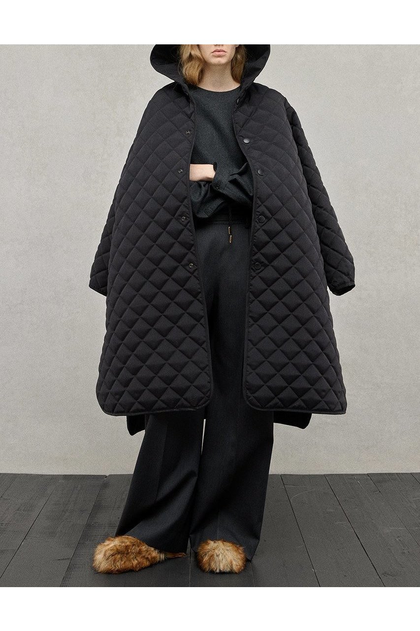 【ザ リラクス/THE RERACS】のフーデッドロングキルティングコート 人気、トレンドファッション・服の通販 founy(ファニー) 　ファッション　Fashion　レディースファッション　Fashion for Women　アウター　Coat / Outerwear Collection　コート・ロングコート・ピーコート　Long Coats, Peacoats & More　2025年　2025　2025-2026秋冬・A/W　Autumn/Winter 2025–26 AW25–26　ロング　Long, Long-Length　定番　Standard, Basic Item　A/W・秋冬　Autumn/Winter　other-8|ID: prp329100004616019 ipo3291000000033060368