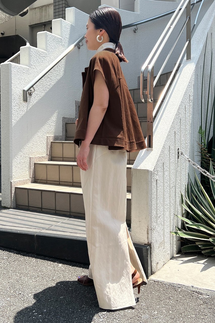【スタニングルアー/STUNNING LURE】のrスエードAラインベスト 人気、トレンドファッション・服の通販 founy(ファニー) 　ファッション　Fashion　レディースファッション　Fashion for Women　アウター　Coat / Outerwear Collection　レディースジャケット・軽アウター　Jackets　なめらか　Smooth, Silky Texture　インナー　Innerwear　ショート　Short, Short Length　ジャケット　Jacket, Outerwear　ドレープ　Drape, Draping Fabric　ベスト　Vest, Waistcoat　メタリック　Metallic, Shiny Finish　新作・新入荷　New Arrivals / New In　other-3|ID: prp329100004616027 ipo3291000000033060456