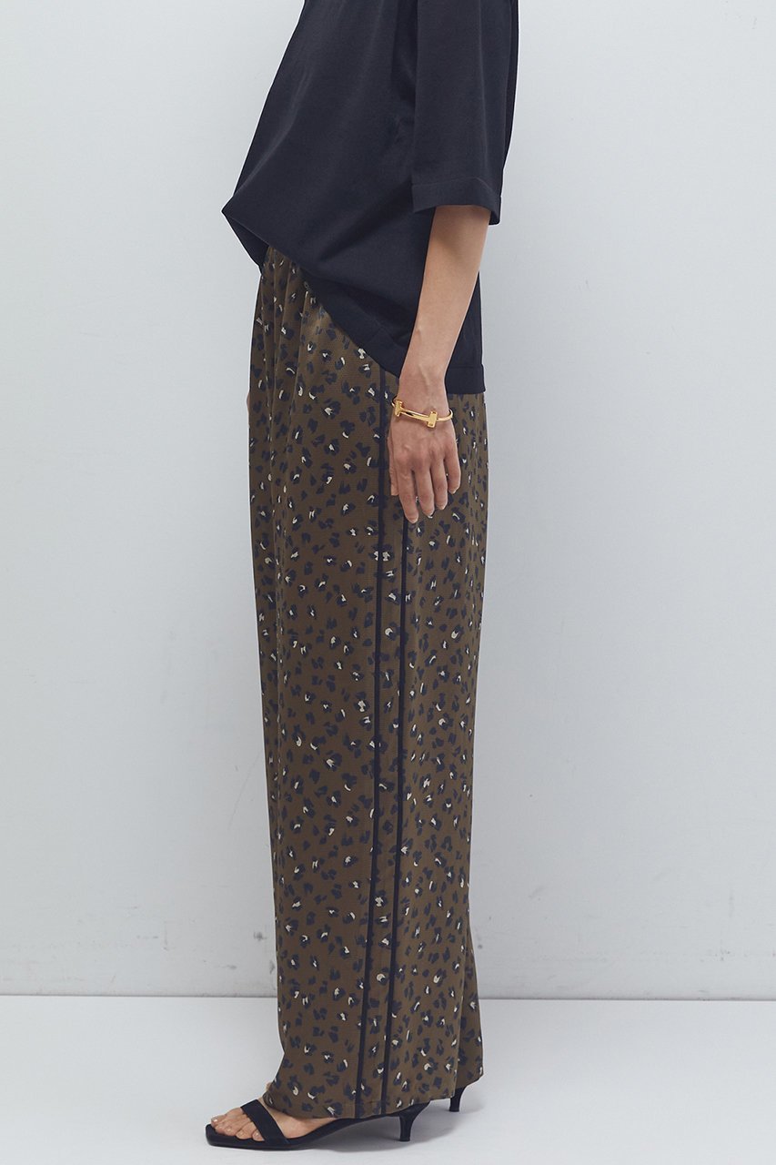 【プルミエ アロンディスモン/1er Arrondissement】のレオパードプリントパンツ 人気、トレンドファッション・服の通販 founy(ファニー) 　ファッション　Fashion　レディースファッション　Fashion for Women　パンツ　Pants & Trousers　スポーティ　Sporty, Casual Athletic　ワイド　Wide, Wide Fit　other-7|ID: prp329100004616074 ipo3291000000035345726