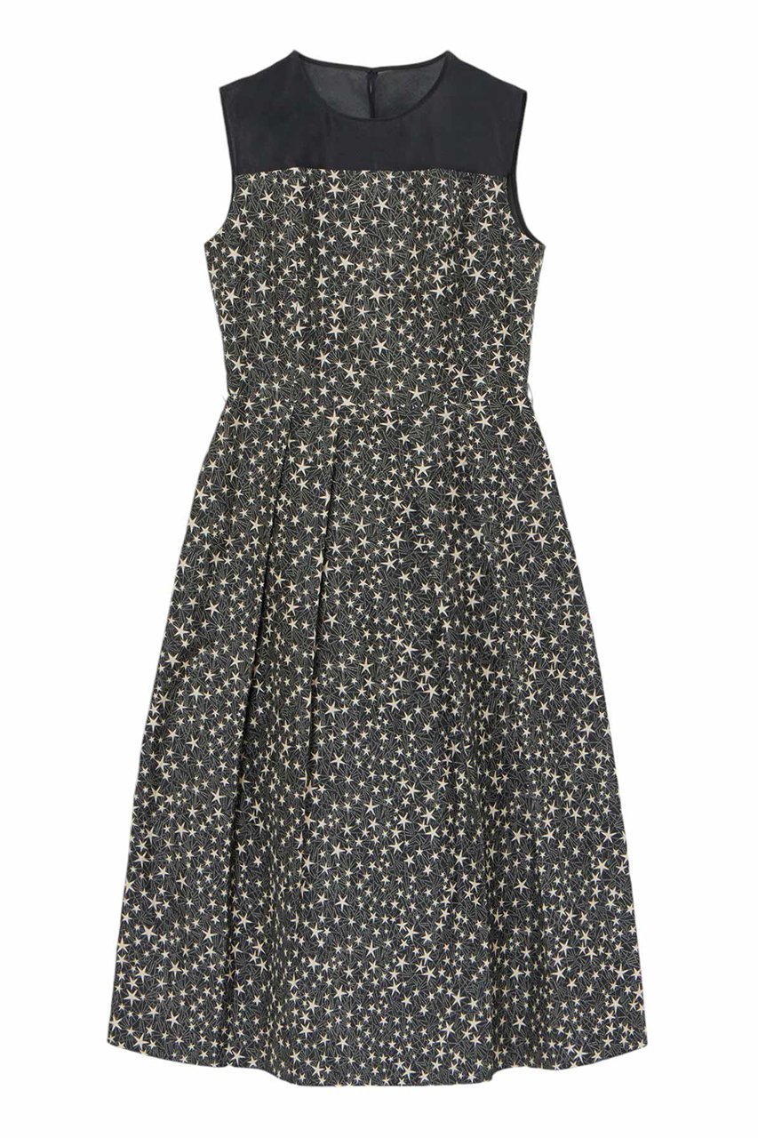 【アナイ/ANAYI】のスターダストジャガードシアーヨークワンピース 人気、トレンドファッション・服の通販 founy(ファニー) 　ファッション　Fashion　レディースファッション　Fashion for Women　ワンピース　Dresses　チュニック　Tunic Tops & Dresses　イタリア　Italy　エレガント 上品　Elegant　オーガンジー　Organza Fabric　コレクション　Collection, Seasonal Line　ジャカード／ジャガード　Jacquard, Woven Pattern　チュニック　Tunic, Long Top　テクスチャー　Texture, Textured Fabric　ノースリーブ　Sleeveless, No-Sleeve　バレエ　Ballet, Ballet Style　ビジュー　Bijou, Jewel-like Accent　フォルム　Silhouette, Form　フレア　Flare, Flared　ボレロ　Bolero, Short Cardigan　モチーフ　Motif, Design Theme　ヨーク　Yoke, Yoke Design　冬　Winter / This Winter　再入荷　Restock / Back in Stock　おすすめ　Recommended / Our Picks　other-3|ID: prp329100004616885 ipo3291000000033075597