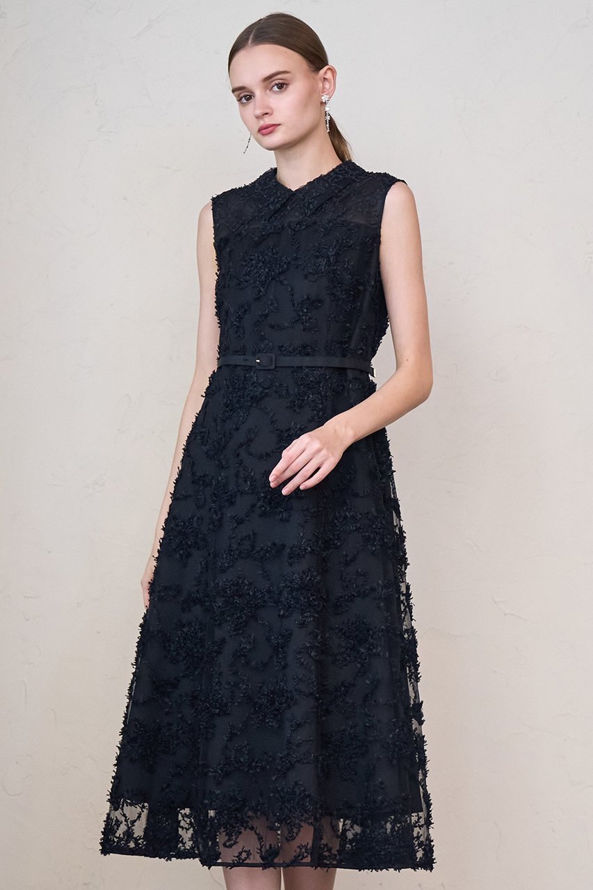 【アナイ/ANAYI】のスノーフレークチュールノースリワンピース 人気、トレンドファッション・服の通販 founy(ファニー) 　ファッション　Fashion　レディースファッション　Fashion for Women　ワンピース　Dresses　チュニック　Tunic Tops & Dresses　エンブロイダリー　Embroidery Design　オーガンジー　Organza Fabric　コレクション　Collection, Seasonal Line　シアー　Sheer, See-Through　チェック　Check, Plaid, Tartan　チュニック　Tunic, Long Top　チュール　Tulip, Tulip Motif　テクスチャー　Texture, Textured Fabric　トレンド　Trend, Trending Now　ドレス　Dress, One-Piece　バレエ　Ballet, Ballet Style　モダン　Modern, Contemporary　モチーフ　Motif, Design Theme　ヨーク　Yoke, Yoke Design　冬　Winter / This Winter　再入荷　Restock / Back in Stock　other-6|ID: prp329100004616886 ipo3291000000033075615