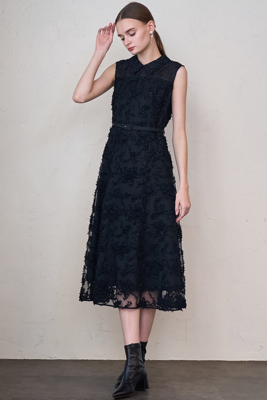 【アナイ/ANAYI】のスノーフレークチュールノースリワンピース 人気、トレンドファッション・服の通販 founy(ファニー) 　ファッション　Fashion　レディースファッション　Fashion for Women　ワンピース　Dresses　チュニック　Tunic Tops & Dresses　エンブロイダリー　Embroidery Design　オーガンジー　Organza Fabric　コレクション　Collection, Seasonal Line　シアー　Sheer, See-Through　チェック　Check, Plaid, Tartan　チュニック　Tunic, Long Top　チュール　Tulip, Tulip Motif　テクスチャー　Texture, Textured Fabric　トレンド　Trend, Trending Now　ドレス　Dress, One-Piece　バレエ　Ballet, Ballet Style　モダン　Modern, Contemporary　モチーフ　Motif, Design Theme　ヨーク　Yoke, Yoke Design　冬　Winter / This Winter　再入荷　Restock / Back in Stock　other-7|ID: prp329100004616886 ipo3291000000033075617