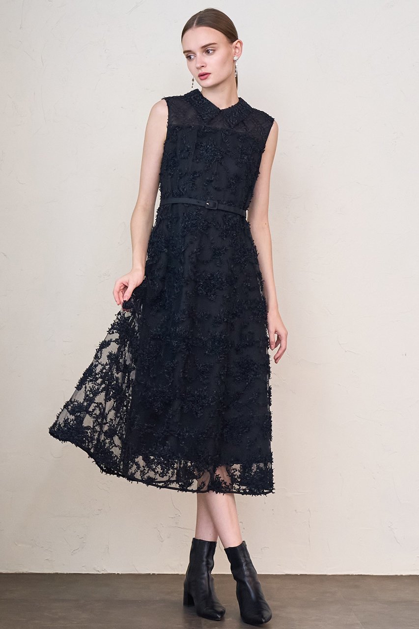 【アナイ/ANAYI】のスノーフレークチュールノースリワンピース 人気、トレンドファッション・服の通販 founy(ファニー) 　ファッション　Fashion　レディースファッション　Fashion for Women　ワンピース　Dresses　チュニック　Tunic Tops & Dresses　エンブロイダリー　Embroidery Design　オーガンジー　Organza Fabric　コレクション　Collection, Seasonal Line　シアー　Sheer, See-Through　チェック　Check, Plaid, Tartan　チュニック　Tunic, Long Top　チュール　Tulip, Tulip Motif　テクスチャー　Texture, Textured Fabric　トレンド　Trend, Trending Now　ドレス　Dress, One-Piece　バレエ　Ballet, Ballet Style　モダン　Modern, Contemporary　モチーフ　Motif, Design Theme　ヨーク　Yoke, Yoke Design　冬　Winter / This Winter　再入荷　Restock / Back in Stock　other-8|ID: prp329100004616886 ipo3291000000033075618