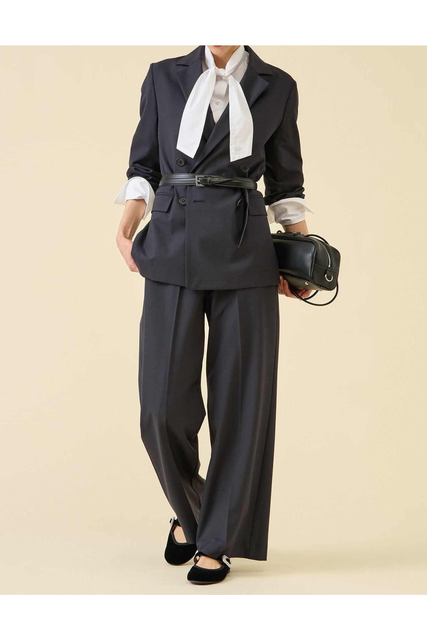 【マルティニーク/martinique】のTW2WAYストレッチジャケット(セットアップ可) 人気、トレンドファッション・服の通販 founy(ファニー) 　ファッション　Fashion　レディースファッション　Fashion for Women　アウター　Coat / Outerwear Collection　レディースジャケット・軽アウター　Jackets　2025年　2025　2025-2026秋冬・A/W　Autumn/Winter 2025–26 AW25–26　おすすめ　Recommended / Our Picks　なめらか　Smooth, Silky Texture　シルク　Silk, 100% Silk　ジャケット　Jacket, Outerwear　ストレッチ　Stretch, Stretchy Fabric　セットアップ　Set-Up, Coordinated Outfit　定番　Standard, Basic Item　A/W・秋冬　Autumn/Winter　other-6|ID: prp329100004616894 ipo3291000000033075692