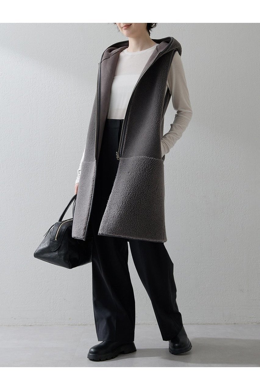 【ウィムガゼット/Whim Gazette】の【THE PAUSE】ボアフードロングジレ 人気、トレンドファッション・服の通販 founy(ファニー) 　ファッション　Fashion　レディースファッション　Fashion for Women　アウター　Coat / Outerwear Collection　レディースジャケット・軽アウター　Jackets　ジャケット　Jacket, Outerwear　スリット　Slit, Slit Detail　ダブル　Double, Double-Breasted　フェイス　Face, Facial Design　ベスト　Vest, Waistcoat　リバーシブル　Reversible, Two-Sided　新作・新入荷　New Arrivals / New In　秋　Autumn　other-2|ID: prp329100004617588 ipo3291000000033089155