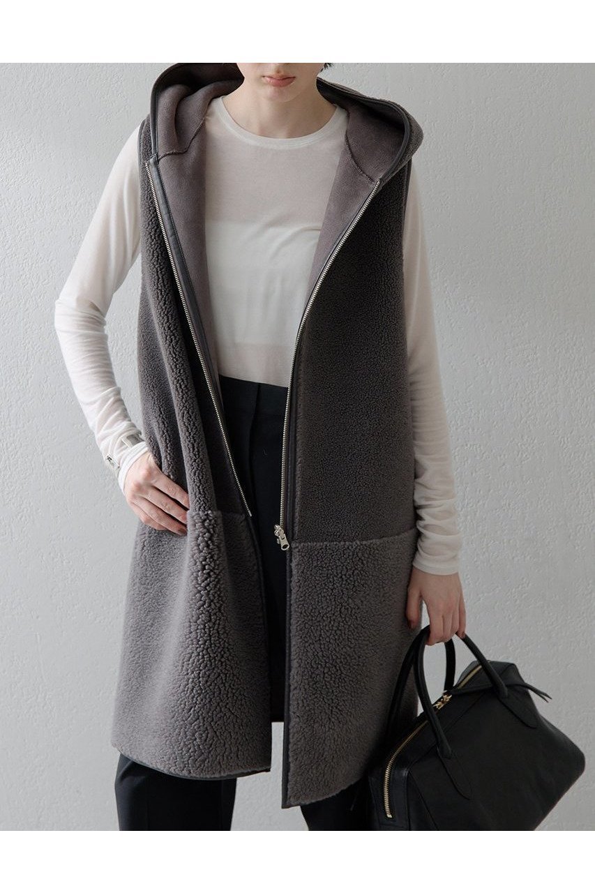 【ウィムガゼット/Whim Gazette】の【THE PAUSE】ボアフードロングジレ 人気、トレンドファッション・服の通販 founy(ファニー) 　ファッション　Fashion　レディースファッション　Fashion for Women　アウター　Coat / Outerwear Collection　レディースジャケット・軽アウター　Jackets　ジャケット　Jacket, Outerwear　スリット　Slit, Slit Detail　ダブル　Double, Double-Breasted　フェイス　Face, Facial Design　ベスト　Vest, Waistcoat　リバーシブル　Reversible, Two-Sided　新作・新入荷　New Arrivals / New In　秋　Autumn　other-6|ID: prp329100004617588 ipo3291000000033089159