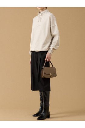 【サードマガジン/THIRD MAGAZINE】 スタンドネックロゴスウェット人気、トレンドファッション・服の通販 founy(ファニー) ファッション Fashion レディースファッション Fashion for Women トップス・カットソー Cut & Sew Tops シャツ・ブラウス・オフィスカジュアル Elegant Blouses & Button-Ups レディースパーカー・カジュアルフーディー Casual Hoodies & Sweatshirts ロングTシャツ・Tシャツ Longline T-Shirts & Tees スウェット・クルーネックトップス Sweatshirts & Crewnecks / Relaxed Fit Sweat Tops カットソー・ベーシックTシャツ Cut-and-Sewn Tops / Stretch Tees & Basics 2025年 2025 2025-2026秋冬・A/W Autumn/Winter 2025–26 AW25–26 スタンド Stand Collar, Upright Stand A/W・秋冬 Autumn/Winter |ID:prp329100004618151