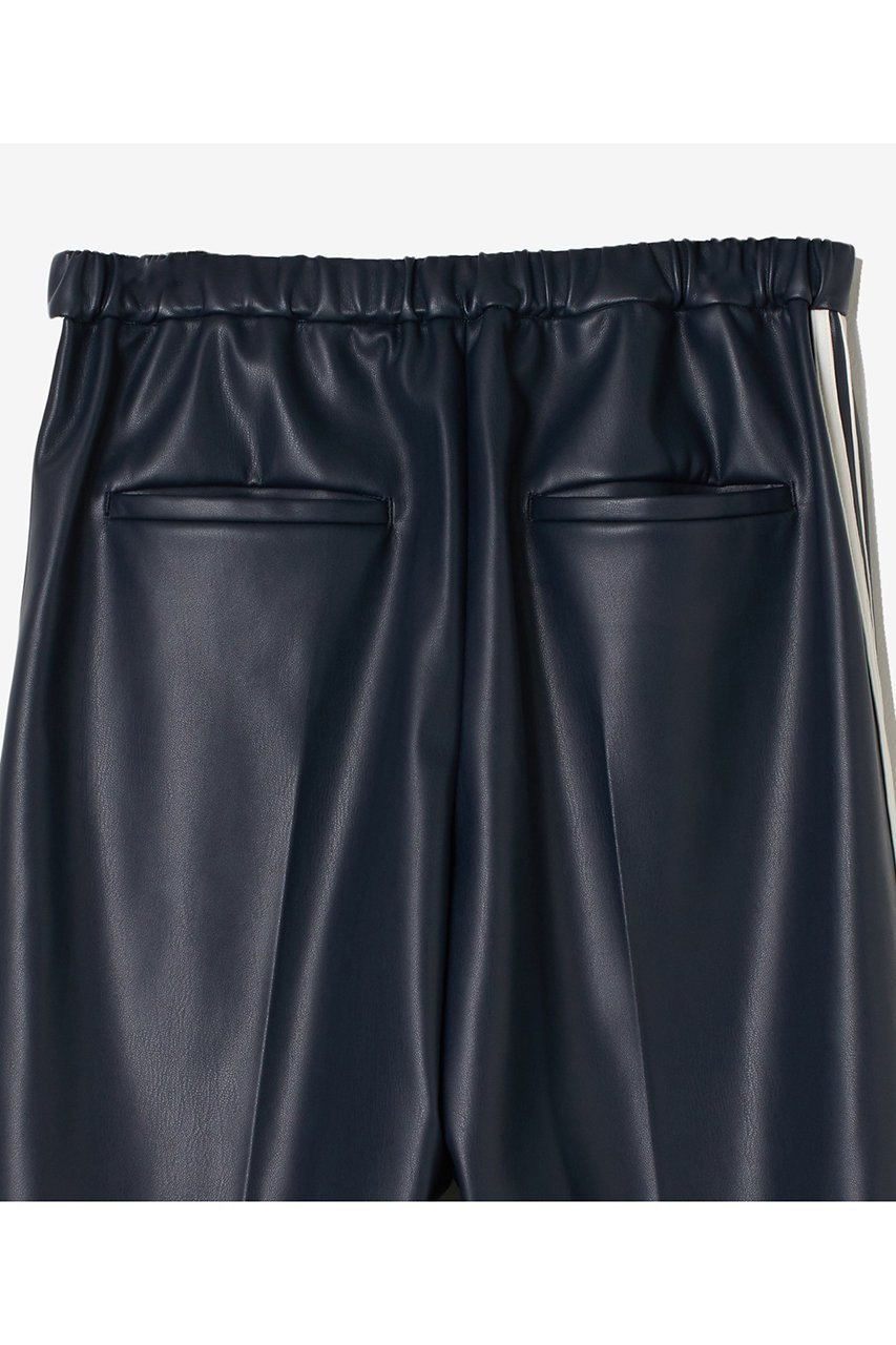 【サードマガジン/THIRD MAGAZINE】のレザーライクラインパンツ 人気、トレンドファッション・服の通販 founy(ファニー) 　ファッション　Fashion　レディースファッション　Fashion for Women　パンツ　Pants & Trousers　センター　Center, Center Line　リュクス　Luxury, Elegant, High-End, Chic　エレガント 上品　Elegant　再入荷　Restock / Back in Stock　other-8|ID: prp329100004618157 ipo3291000000035532875