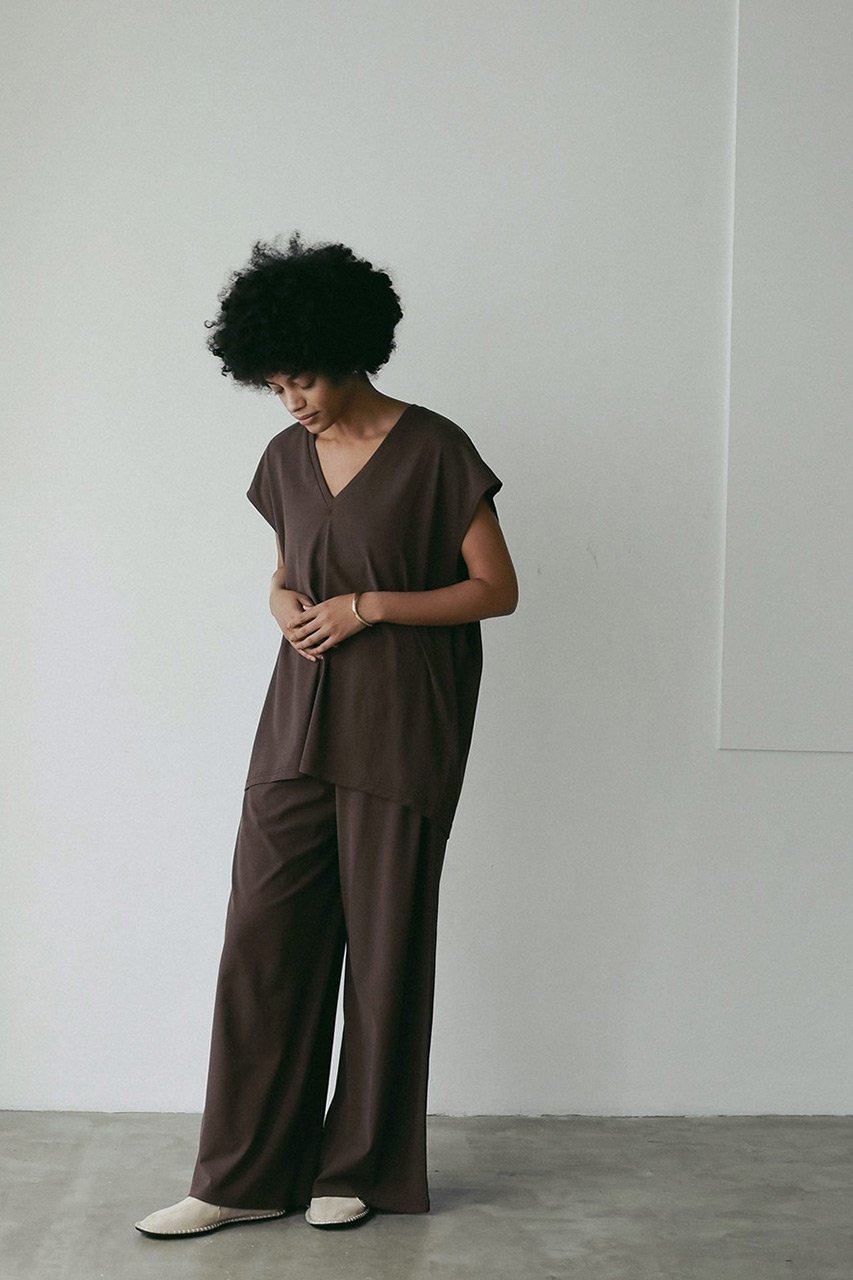 【ハー/HER.】のコットンカットソープルオーバー 人気、トレンドファッション・服の通販 founy(ファニー) 　ファッション　Fashion　レディースファッション　Fashion for Women　トップス・カットソー　Cut & Sew Tops　シャツ・ブラウス・オフィスカジュアル　Elegant Blouses & Button-Ups　ロングTシャツ・Tシャツ　Longline T-Shirts & Tees　カジュアルプルオーバー・ニットトップス　Pullovers & Knit Tops / Casual Pullovers　カットソー・ベーシックTシャツ　Cut-and-Sewn Tops / Stretch Tees & Basics　おすすめ　Recommended / Our Picks　カットソー　Cut and Sewn Top　ショート　Short, Short Length　スリーブ　Sleeve, Long Sleeve / Short Sleeve　セットアップ　Set-Up, Coordinated Outfit　リラックス　Relax, Relaxed Fit　ヴィンテージ　Vintage Style　夏　Summer　other-8|ID: prp329100004618610 ipo3291000000035356099