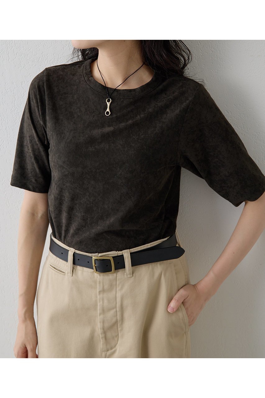 【ウィムガゼット/Whim Gazette】のトリアセベロアTEE インテリア・キッズ・メンズ・レディースファッション・服の通販 founy(ファニー) 　ファッション　Fashion　レディースファッション　Fashion for Women　トップス・カットソー　Cut & Sew Tops　シャツ・ブラウス・オフィスカジュアル　Elegant Blouses & Button-Ups　ロングTシャツ・Tシャツ　Longline T-Shirts & Tees　カットソー・ベーシックTシャツ　Cut-and-Sewn Tops / Stretch Tees & Basics　ベロアトップス　Velour Tops / Velvet-Look Items　2025年　2025　2025-2026秋冬・A/W　Autumn/Winter 2025–26 AW25–26　おすすめ　Recommended / Our Picks　カットソー　Cut and Sewn Top　コンパクト　Compact, Small Size　ショート　Short, Short Length　シンプル　Simple, Minimal　ストレッチ　Stretch, Stretchy Fabric　スリーブ　Sleeve, Long Sleeve / Short Sleeve　フェミニン　Feminine, Girly　ベロア　Velour, Soft Velvet　ボトム　Bottoms, Lower Wear　エレガント 上品　Elegant　A/W・秋冬　Autumn/Winter　チャコールグレー|ID: prp329100004619128 ipo3291000000033123811