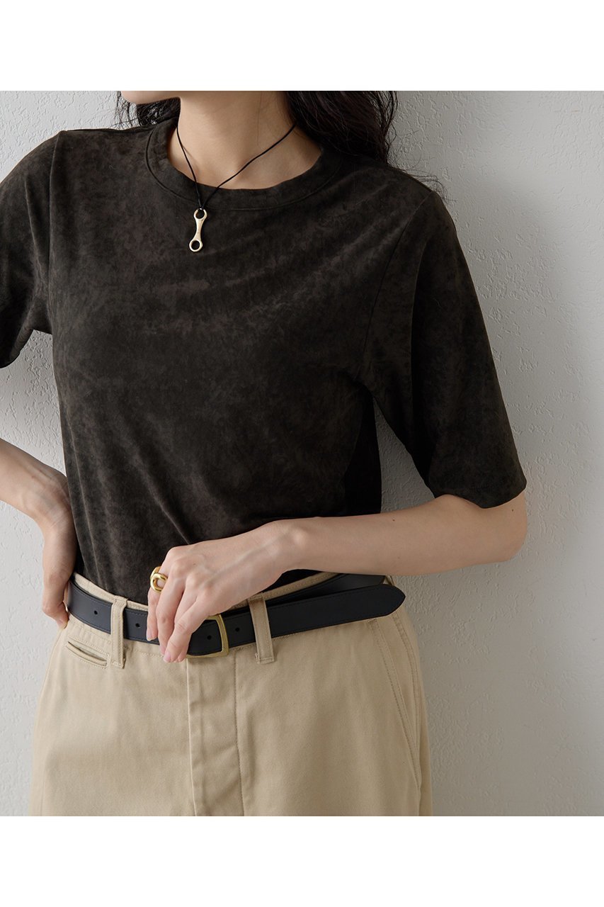 【ウィムガゼット/Whim Gazette】のトリアセベロアTEE 人気、トレンドファッション・服の通販 founy(ファニー) 　ファッション　Fashion　レディースファッション　Fashion for Women　トップス・カットソー　Cut & Sew Tops　シャツ・ブラウス・オフィスカジュアル　Elegant Blouses & Button-Ups　ロングTシャツ・Tシャツ　Longline T-Shirts & Tees　カットソー・ベーシックTシャツ　Cut-and-Sewn Tops / Stretch Tees & Basics　ベロアトップス　Velour Tops / Velvet-Look Items　2025年　2025　2025-2026秋冬・A/W　Autumn/Winter 2025–26 AW25–26　おすすめ　Recommended / Our Picks　カットソー　Cut and Sewn Top　コンパクト　Compact, Small Size　ショート　Short, Short Length　シンプル　Simple, Minimal　ストレッチ　Stretch, Stretchy Fabric　スリーブ　Sleeve, Long Sleeve / Short Sleeve　フェミニン　Feminine, Girly　ベロア　Velour, Soft Velvet　ボトム　Bottoms, Lower Wear　エレガント 上品　Elegant　A/W・秋冬　Autumn/Winter　other-6|ID: prp329100004619128 ipo3291000000033123816