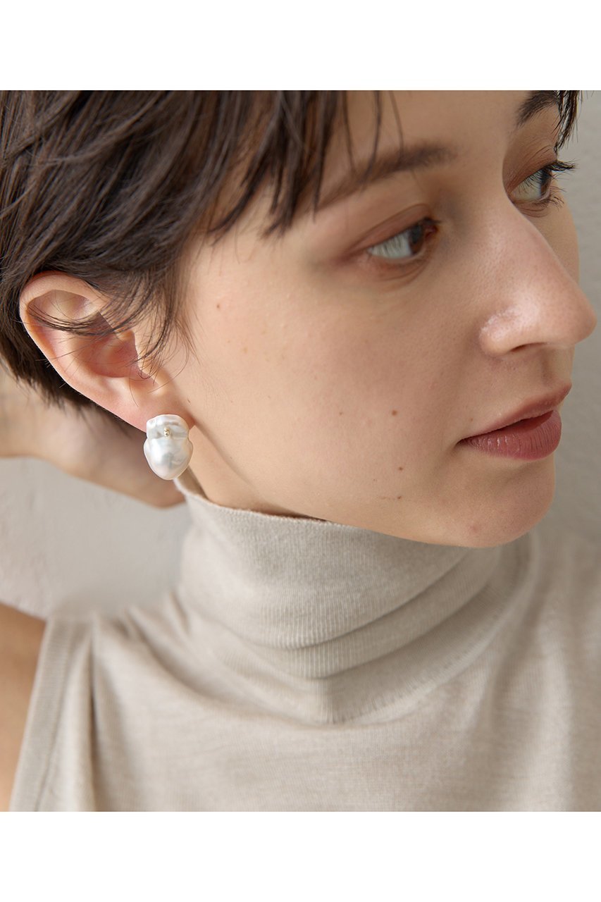 【ウィムガゼット/Whim Gazette】の【Hoaw.】バロックパールピアス 人気、トレンドファッション・服の通販 founy(ファニー) 　ファッション　Fashion　レディースファッション　Fashion for Women　ジュエリー　Jewelry　ファッションリング　Fashion Rings　イヤリング・フープ・ドロップタイプ　Hoop, Drop & Clip Earrings　アクセサリー　Fashion Accessories　イヤリング　Earrings　シューズ　Shoes, Footwear　シルバー　Silver, Metallic Silver　バロック　Baroque, Baroque Design　パール　Pearl, Pearl Accent　フォーマル　Formal, Dressy　エレガント 上品　Elegant　other-3|ID: prp329100004620150 ipo3291000000035815546