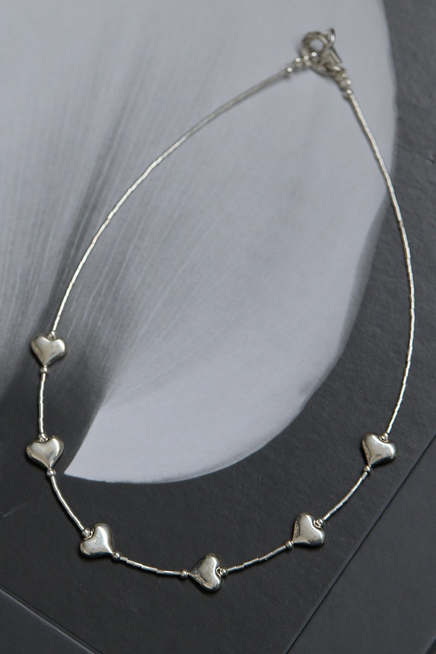 【ウィムガゼット/Whim Gazette】の【Hoaw.】Heartビース ショートネックレス インテリア・キッズ・メンズ・レディースファッション・服の通販 founy(ファニー) 　ファッション　Fashion　レディースファッション　Fashion for Women　ジュエリー　Jewelry　ネックレス　Necklaces & Pendants　アクセサリー　Fashion Accessories　コンパクト　Compact, Small Size　シューズ　Shoes, Footwear　ショート　Short, Short Length　シルバー　Silver, Metallic Silver　スタンダード　Standard, Basic　チューブ　Tube, Tube Top　なめらか　Smooth, Silky Texture　ネックレス　Necklace, Pendant Necklace　バランス　Balance, Style Balance　フォルム　Silhouette, Form　モダン　Modern, Contemporary　おすすめ　Recommended / Our Picks　エレガント 上品　Elegant　シルバー|ID: prp329100004620151 ipo3291000000035815556