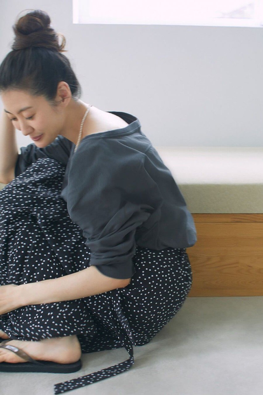 【マイ ウィークネス/MY WEAKNESS】のDot Skirt 人気、トレンドファッション・服の通販 founy(ファニー) 　ファッション　Fashion　レディースファッション　Fashion for Women　スカート　Skirts　ロングスカート　Long Skirts / Maxi & Midi Skirts　ギャザー　Gathered, Ruffled　シフォン　Chiffon, Lightweight Fabric　ドット　Polka Dot, Dot Pattern　フィット　Fit, Slim Fit　フェミニン　Feminine, Girly　フレア　Flare, Flared　ラップ　Wrap, Wrap Design　リボン　Ribbon, Bow　ロング　Long, Long-Length　新作・新入荷　New Arrivals / New In　other-7|ID: prp329100004620267 ipo3291000000033138699
