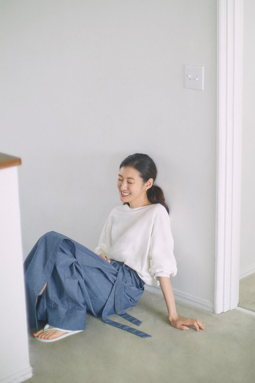 【マイ ウィークネス/MY WEAKNESS】のChambray Skirt 人気、トレンドファッション・服の通販 founy(ファニー) 　ファッション　Fashion　レディースファッション　Fashion for Women　スカート　Skirts　ロングスカート　Long Skirts / Maxi & Midi Skirts　ギャザー　Gathered, Ruffled　シャンブレー　Chambray, Denim-Like Fabric　フィット　Fit, Slim Fit　フレア　Flare, Flared　ラップ　Wrap, Wrap Design　リボン　Ribbon, Bow　ロング　Long, Long-Length　other-6|ID: prp329100004620268 ipo3291000000036131717