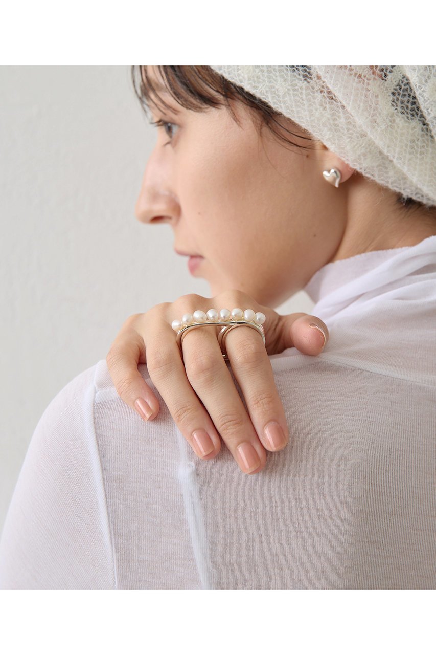 【ウィムガゼット/Whim Gazette】の【Hoaw.】パールダブルリング 人気、トレンドファッション・服の通販 founy(ファニー) 　ファッション　Fashion　レディースファッション　Fashion for Women　ジュエリー　Jewelry　アクセサリー　Fashion Accessories　シューズ　Shoes, Footwear　シルバー　Silver, Metallic Silver　ダブル　Double, Double-Breasted　バランス　Balance, Style Balance　パール　Pearl, Pearl Accent　フォルム　Silhouette, Form　モダン　Modern, Contemporary　エレガント 上品　Elegant　other-2|ID: prp329100004621118 ipo3291000000035651027