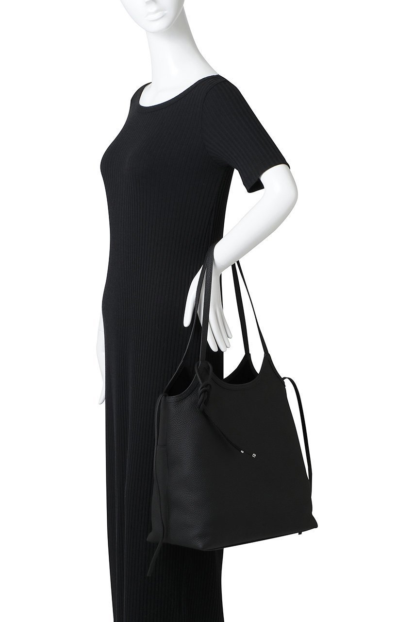 【ヴァジック/VASIC】のLoop トートバッグ 人気、トレンドファッション・服の通販 founy(ファニー) 　ファッション　Fashion　レディースファッション　Fashion for Women　バッグ　Bags　2025年　2025　2025-2026秋冬・A/W　Autumn/Winter 2025–26 AW25–26　ポケット　Pocket, Pocket Detail　エレガント 上品　Elegant　旅行　Travel　A/W・秋冬　Autumn/Winter　other-2|ID: prp329100004621127 ipo3291000000033154763