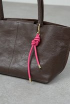 【ガリャルダガランテ/GALLARDAGALANTE】のKNOTキーチャーム 人気、トレンドファッション・服の通販 founy(ファニー) ファッション Fashion レディースファッション Fashion for Women エレガント 上品 Elegant チャーム Charm, Pendant ラップ Wrap, Wrap Design thumbnail ピンク|ID: prp329100004621130 ipo3291000000036063125