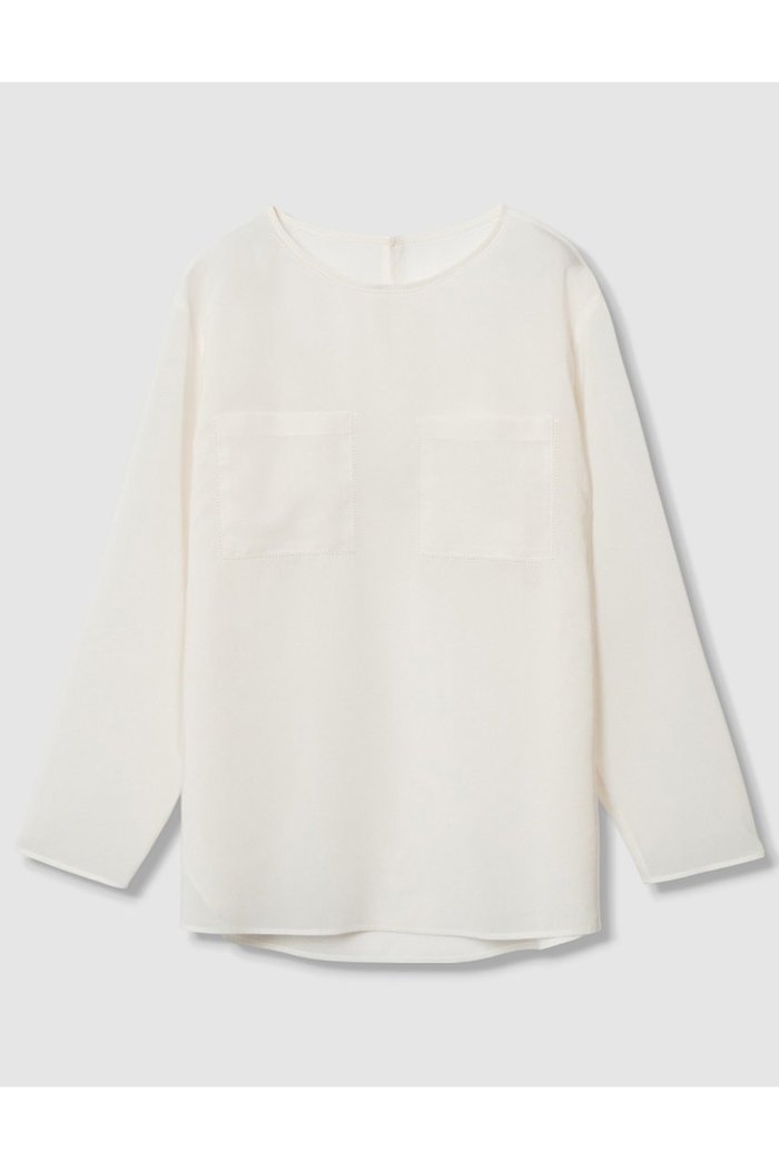 【アナイ/ANAYI】のトリアセボイルポケットTブラウス インテリア・キッズ・メンズ・レディースファッション・服の通販 founy(ファニー) https://founy.com/ ファッション Fashion レディースファッション Fashion for Women トップス・カットソー Cut & Sew Tops シャツ・ブラウス・オフィスカジュアル Elegant Blouses & Button-Ups シアー Sheer, See-Through シルク Silk, 100% Silk シンプル Simple, Minimal スリーブ Sleeve, Long Sleeve / Short Sleeve バランス Balance, Style Balance ポケット Pocket, Pocket Detail ロング Long, Long-Length 再入荷 Restock / Back in Stock |ID: prp329100004621220 ipo3291000000034988669