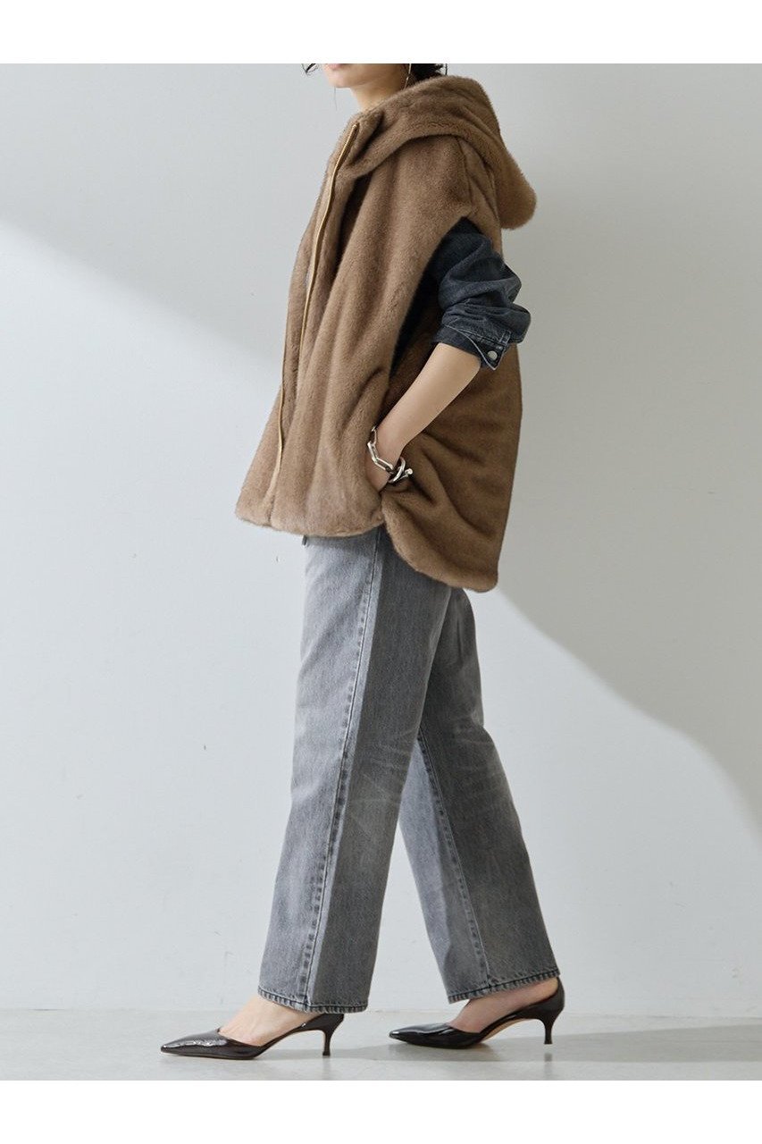 【ウィムガゼット/Whim Gazette】のミンクフェイクファーブルゾン 人気、トレンドファッション・服の通販 founy(ファニー) 　ファッション　Fashion　レディースファッション　Fashion for Women　アウター　Coat / Outerwear Collection　レディースジャケット・軽アウター　Jackets　ブルゾンジャケット・スポーティアウター　Blouson Jackets　2025年　2025　2025-2026秋冬・A/W　Autumn/Winter 2025–26 AW25–26　ジャケット　Jacket, Outerwear　フロント　Front, Front Design　プリント　Print, Printed Pattern　ベスト　Vest, Waistcoat　A/W・秋冬　Autumn/Winter　other-3|ID: prp329100004621244 ipo3291000000033155538