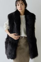【ウィムガゼット/Whim Gazette】のムートンファージレ 人気、トレンドファッション・服の通販 founy(ファニー) ファッション Fashion レディースファッション Fashion for Women アウター Coat / Outerwear Collection レディースジャケット・軽アウター Jackets シンプル Simple, Minimal ジャケット Jacket, Outerwear ストレート Straight, Straight Cut バランス Balance, Style Balance ベスト Vest, Waistcoat ムートン Shearling, Mouton リラックス Relax, Relaxed Fit A/W・秋冬 Autumn/Winter エレガント 上品 Elegant 2025年 2025 2025-2026秋冬・A/W Autumn/Winter 2025–26 AW25–26 |ID:prp329100004621246