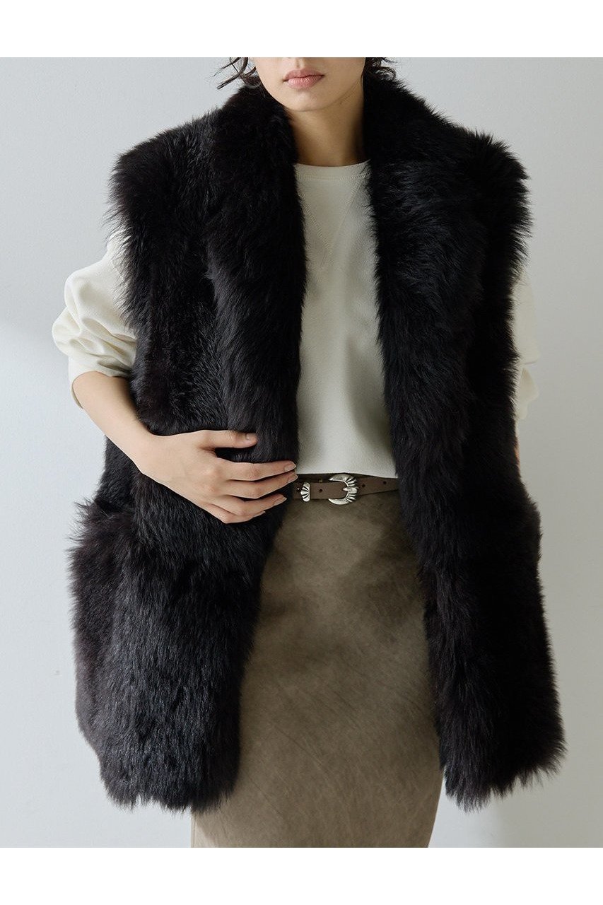 【ウィムガゼット/Whim Gazette】のムートンファージレ インテリア・キッズ・メンズ・レディースファッション・服の通販 founy(ファニー) 　ファッション　Fashion　レディースファッション　Fashion for Women　アウター　Coat / Outerwear Collection　レディースジャケット・軽アウター　Jackets　シンプル　Simple, Minimal　ジャケット　Jacket, Outerwear　ストレート　Straight, Straight Cut　バランス　Balance, Style Balance　ベスト　Vest, Waistcoat　ムートン　Shearling, Mouton　リラックス　Relax, Relaxed Fit　A/W・秋冬　Autumn/Winter　エレガント 上品　Elegant　2025年　2025　2025-2026秋冬・A/W　Autumn/Winter 2025–26 AW25–26　ブラウン|ID: prp329100004621246 ipo3291000000033155544