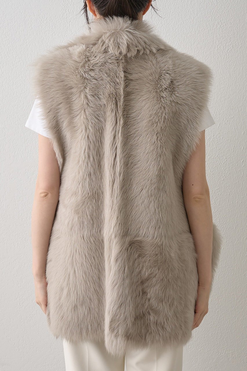 【ウィムガゼット/Whim Gazette】のムートンファージレ 人気、トレンドファッション・服の通販 founy(ファニー) 　ファッション　Fashion　レディースファッション　Fashion for Women　アウター　Coat / Outerwear Collection　レディースジャケット・軽アウター　Jackets　シンプル　Simple, Minimal　ジャケット　Jacket, Outerwear　ストレート　Straight, Straight Cut　バランス　Balance, Style Balance　ベスト　Vest, Waistcoat　ムートン　Shearling, Mouton　リラックス　Relax, Relaxed Fit　A/W・秋冬　Autumn/Winter　エレガント 上品　Elegant　2025年　2025　2025-2026秋冬・A/W　Autumn/Winter 2025–26 AW25–26　other-8|ID: prp329100004621246 ipo3291000000033155556