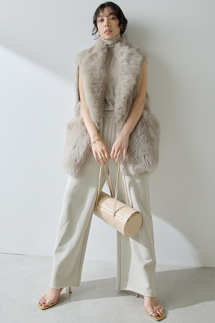 【ウィムガゼット/Whim Gazette】のムートンファージレ 人気、トレンドファッション・服の通販 founy(ファニー) 　ファッション　Fashion　レディースファッション　Fashion for Women　アウター　Coat / Outerwear Collection　レディースジャケット・軽アウター　Jackets　シンプル　Simple, Minimal　ジャケット　Jacket, Outerwear　ストレート　Straight, Straight Cut　バランス　Balance, Style Balance　ベスト　Vest, Waistcoat　ムートン　Shearling, Mouton　リラックス　Relax, Relaxed Fit　A/W・秋冬　Autumn/Winter　エレガント 上品　Elegant　other-2|ID: prp329100004621246 ipo3291000000035375553