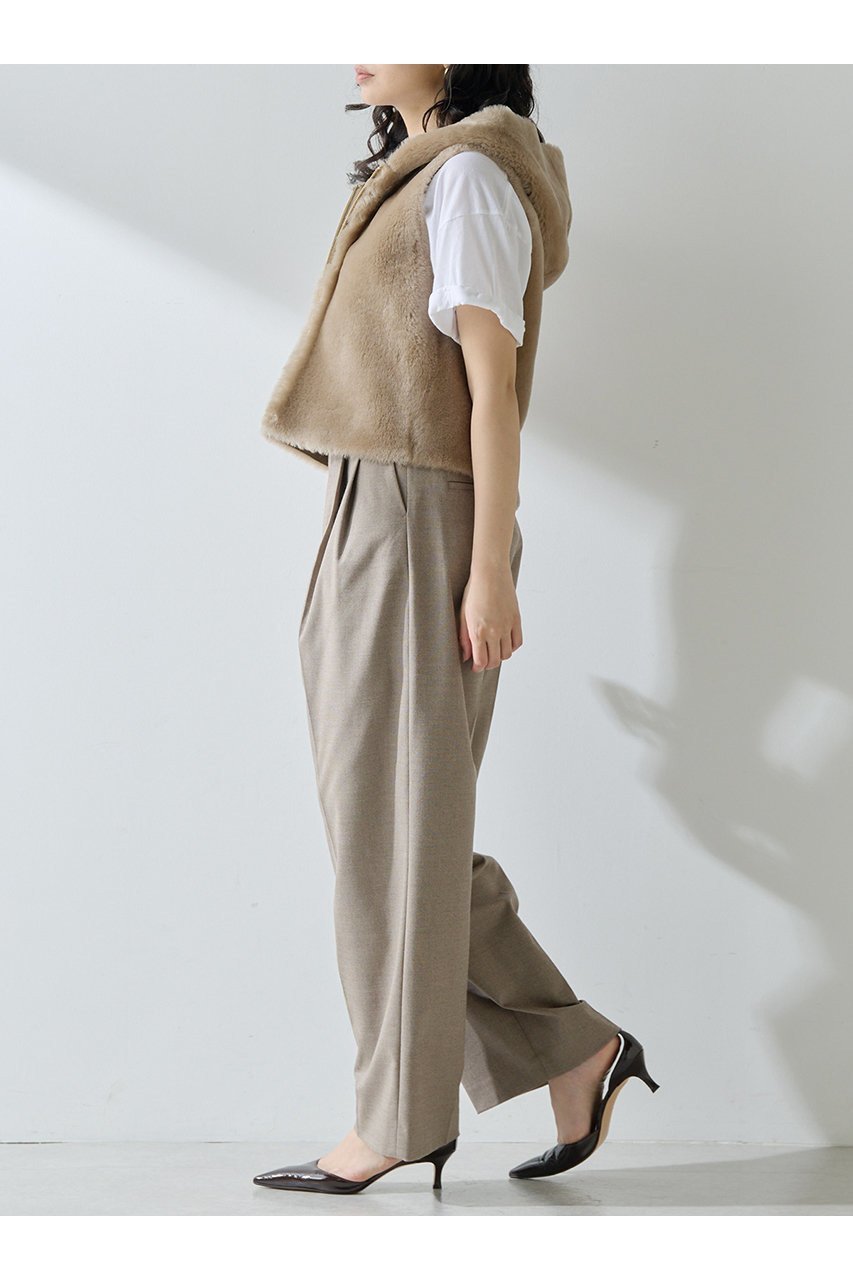 【ウィムガゼット/Whim Gazette】のムートンフードジレ 人気、トレンドファッション・服の通販 founy(ファニー) 　ファッション　Fashion　レディースファッション　Fashion for Women　アウター　Coat / Outerwear Collection　レディースジャケット・軽アウター　Jackets　コンパクト　Compact, Small Size　ジャケット　Jacket, Outerwear　ストレート　Straight, Straight Cut　ベスト　Vest, Waistcoat　A/W・秋冬　Autumn/Winter　エレガント 上品　Elegant　2025年　2025　2025-2026秋冬・A/W　Autumn/Winter 2025–26 AW25–26　other-3|ID: prp329100004621247 ipo3291000000033155566