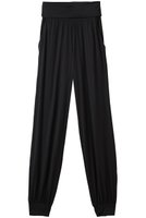 【ハンロ/HANRO】のYOGAロングパンツ 人気、トレンドファッション・服の通販 founy(ファニー) ファッション Fashion レディースファッション Fashion for Women パンツ Pants & Trousers とろみ Fluid, Flowy Fabric ギャザー Gathered, Ruffled シンプル Simple, Minimal ストレッチ Stretch, Stretchy Fabric ストレート Straight, Straight Cut セットアップ Set-Up, Coordinated Outfit パジャマ Pajamas, Sleepwear フィット Fit, Slim Fit ロング Long, Long-Length 新作・新入荷 New Arrivals / New In |ID:prp329100004621320
