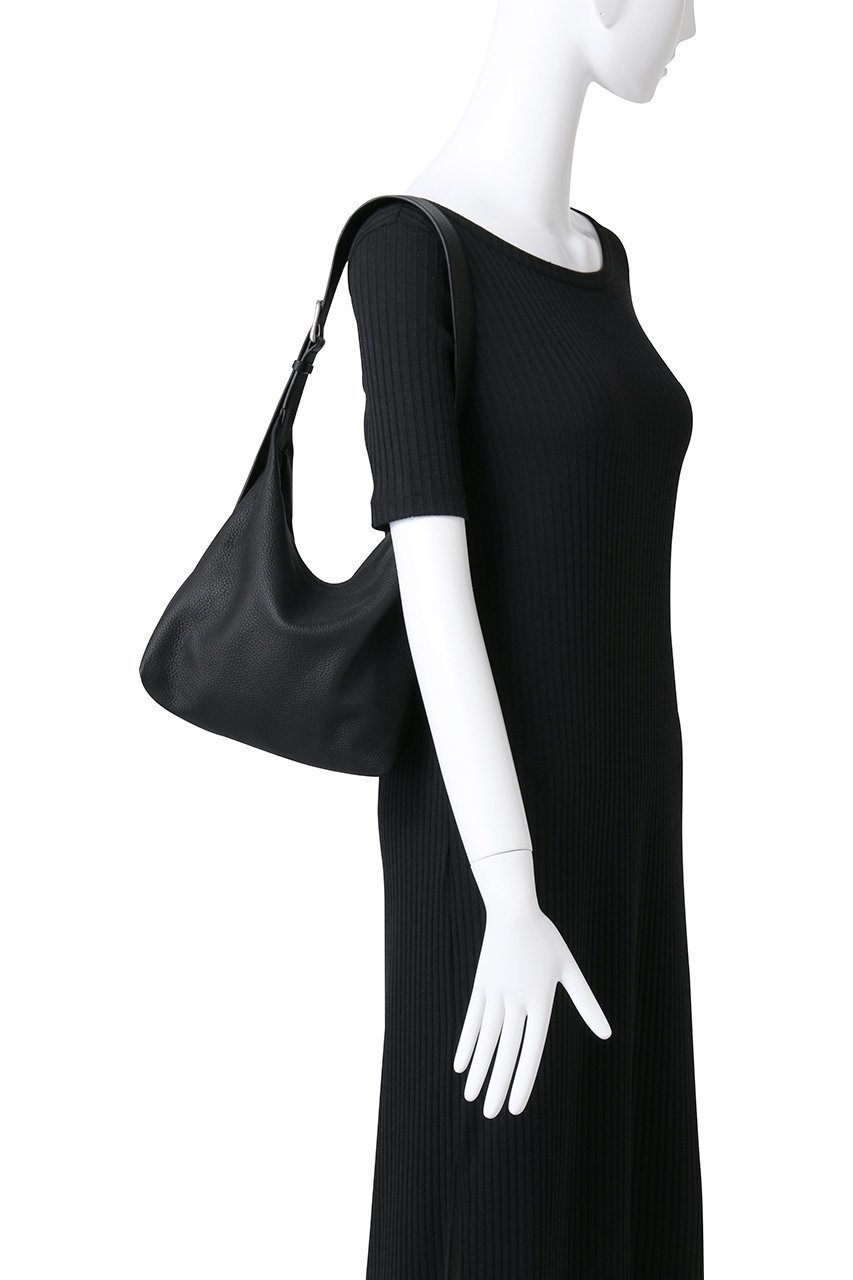 【ザ ロウ/THE ROW】のISA BAG 人気、トレンドファッション・服の通販 founy(ファニー) 　ファッション　Fashion　レディースファッション　Fashion for Women　バッグ　Bags　2025年　2025　2025-2026秋冬・A/W　Autumn/Winter 2025–26 AW25–26　ショルダー　Shoulder, Shoulder Strap　スタイリッシュ　Stylish, Fashionable　ドレープ　Drape, Draping Fabric　フォルム　Silhouette, Form　ポシェット　Pochette, Mini Bag　ラップ　Wrap, Wrap Design　ロング　Long, Long-Length　A/W・秋冬　Autumn/Winter　other-2|ID: prp329100004622093 ipo3291000000033169280