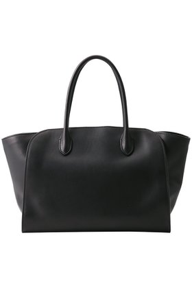 【ザ ロウ/THE ROW】 MARLO 12(SADDLE LEATHER)人気、トレンドファッション・服の通販 founy(ファニー) ファッション Fashion レディースファッション Fashion for Women バッグ Bags 2025年 2025 2025-2026秋冬・A/W Autumn/Winter 2025–26 AW25–26 スクエア Square, Square Shape フォルム Silhouette, Form A/W・秋冬 Autumn/Winter |ID:prp329100004622094
