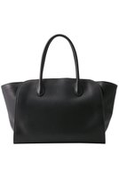 【ザ ロウ/THE ROW】のMARLO 12(SADDLE LEATHER) 人気、トレンドファッション・服の通販 founy(ファニー) ファッション Fashion レディースファッション Fashion for Women バッグ Bags 2025年 2025 2025-2026秋冬・A/W Autumn/Winter 2025–26 AW25–26 スクエア Square, Square Shape フォルム Silhouette, Form A/W・秋冬 Autumn/Winter |ID:prp329100004622094