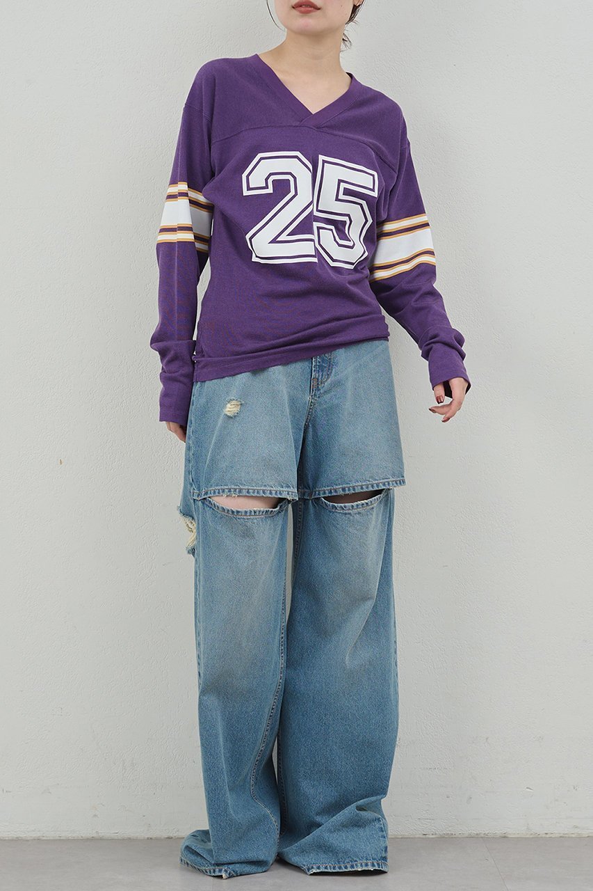 【ガリャルダガランテ/GALLARDAGALANTE】の【PEAS】フットボールTee 人気、トレンドファッション・服の通販 founy(ファニー) 　ファッション　Fashion　レディースファッション　Fashion for Women　トップス・カットソー　Cut & Sew Tops　シャツ・ブラウス・オフィスカジュアル　Elegant Blouses & Button-Ups　ロングTシャツ・Tシャツ　Longline T-Shirts & Tees　カットソー・ベーシックTシャツ　Cut-and-Sewn Tops / Stretch Tees & Basics　2025年　2025　2025-2026秋冬・A/W　Autumn/Winter 2025–26 AW25–26　スリット　Slit, Slit Detail　スリーブ　Sleeve, Long Sleeve / Short Sleeve　ロング　Long, Long-Length　ヴィンテージ　Vintage Style　切替　Switching, Contrast Panel　A/W・秋冬　Autumn/Winter　other-2|ID: prp329100004622105 ipo3291000000033169358
