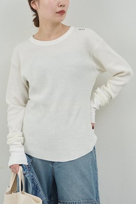 【ガリャルダガランテ/GALLARDAGALANTE】の【PEAS】サーマルロンT 人気、トレンドファッション・服の通販 founy(ファニー) ファッション Fashion レディースファッション Fashion for Women トップス・カットソー Cut & Sew Tops シャツ・ブラウス・オフィスカジュアル Elegant Blouses & Button-Ups ロングTシャツ・Tシャツ Longline T-Shirts & Tees カットソー・ベーシックTシャツ Cut-and-Sewn Tops / Stretch Tees & Basics 2025年 2025 2025-2026秋冬・A/W Autumn/Winter 2025–26 AW25–26 おすすめ Recommended / Our Picks サテン Satin, Glossy Fabric シェイプ Shape, Slim Fit シルク Silk, 100% Silk スリーブ Sleeve, Long Sleeve / Short Sleeve デニム Denim, Jeans Material ロング Long, Long-Length ワッフル Waffle, Waffle Knit A/W・秋冬 Autumn/Winter |ID:prp329100004622107
