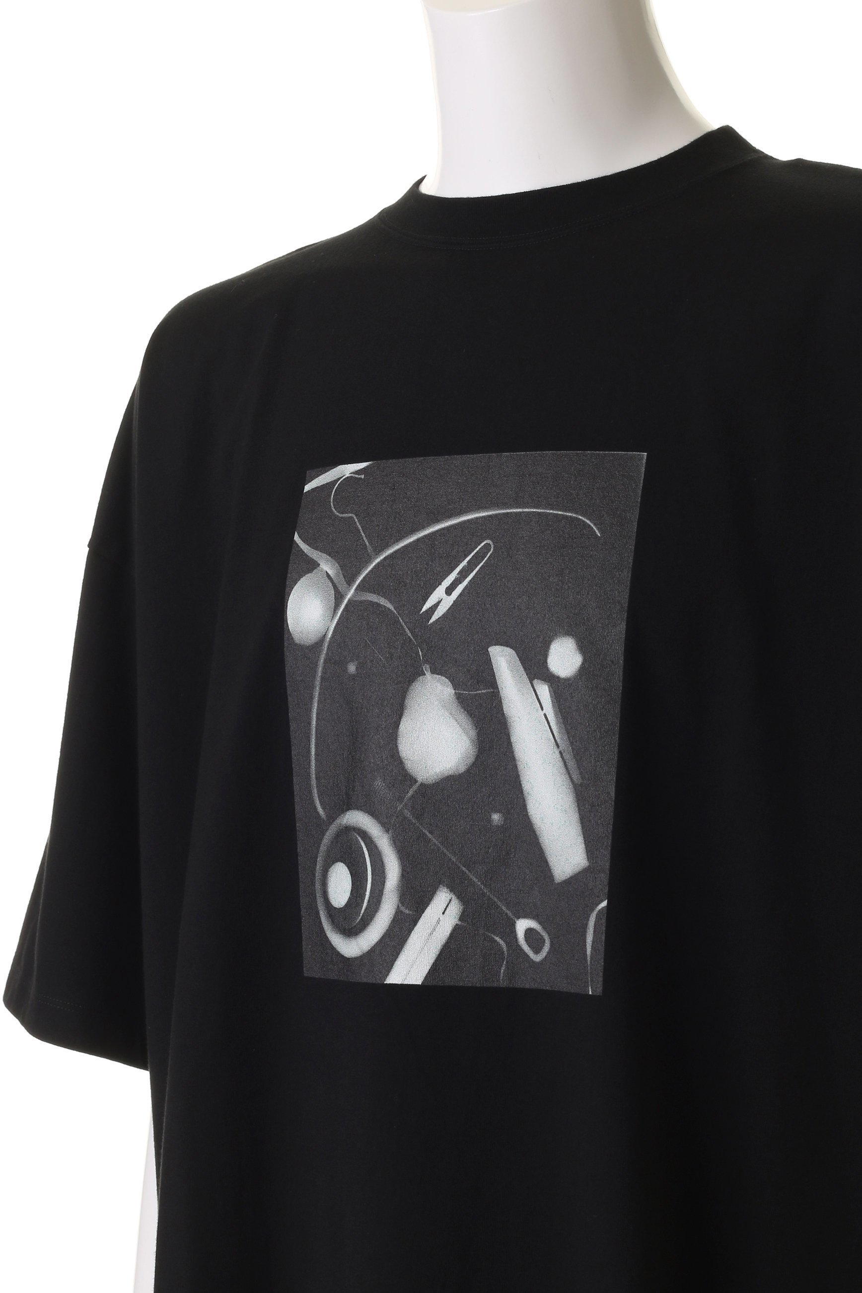 【ヨーク/YOKE / MEN】の【MEN】Photogram プリント Tシャツ 人気、トレンドファッション・服の通販 founy(ファニー) 　ファッション　Fashion　メンズファッション　Fashion for Men　トップス・カットソー　Cut & Sew Tops　メンズシャツ　Shirts　2025年　2025　2025-2026秋冬・A/W　Autumn/Winter 2025–26 AW25–26　インド　Indian Textile　ショート　Short, Short Length　スリーブ　Sleeve, Long Sleeve / Short Sleeve　フロント　Front, Front Design　プリント　Print, Printed Pattern　定番　Standard, Basic Item　A/W・秋冬　Autumn/Winter　other-5|ID: prp329100004622108 ipo3291000000033169391
