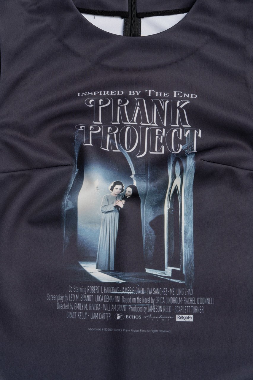 【プランク プロジェクト/PRANK PROJECT】の「スリラー」グラフィックドレス / 【Thriller】 Graphic Dress 人気、トレンドファッション・服の通販 founy(ファニー) 　ファッション　Fashion　レディースファッション　Fashion for Women　ワンピース　Dresses　フォーマル・パーティードレス・結婚式用ドレス　Elegant & Casual Dresses　チュニック　Tunic Tops & Dresses　2025年　2025　2025-2026秋冬・A/W　Autumn/Winter 2025–26 AW25–26　グラフィック　Graphic, Graphic Design　チュニック　Tunic, Long Top　ドレス　Dress, One-Piece　プリント　Print, Printed Pattern　ロング　Long, Long-Length　A/W・秋冬　Autumn/Winter　other-3|ID: prp329100004622112 ipo3291000000033169421