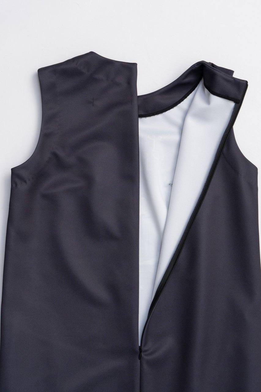 【プランク プロジェクト/PRANK PROJECT】の「スリラー」グラフィックドレス / 【Thriller】 Graphic Dress 人気、トレンドファッション・服の通販 founy(ファニー) 　ファッション　Fashion　レディースファッション　Fashion for Women　ワンピース　Dresses　フォーマル・パーティードレス・結婚式用ドレス　Elegant & Casual Dresses　チュニック　Tunic Tops & Dresses　2025年　2025　2025-2026秋冬・A/W　Autumn/Winter 2025–26 AW25–26　グラフィック　Graphic, Graphic Design　チュニック　Tunic, Long Top　ドレス　Dress, One-Piece　プリント　Print, Printed Pattern　ロング　Long, Long-Length　A/W・秋冬　Autumn/Winter　other-8|ID: prp329100004622112 ipo3291000000033169426