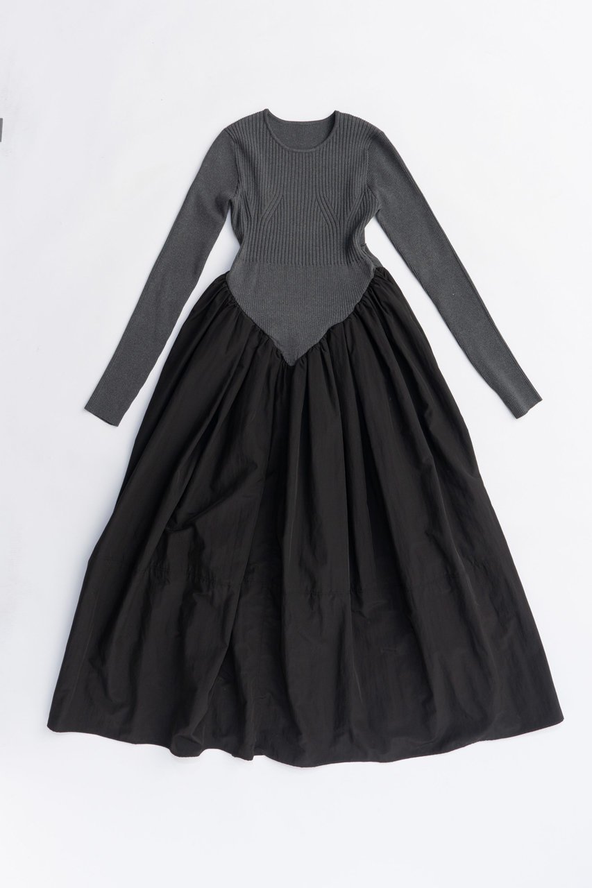 【プランク プロジェクト/PRANK PROJECT】のニットコンビロングドレス / Knit Combination Long Dress インテリア・キッズ・メンズ・レディースファッション・服の通販 founy(ファニー) 　ファッション　Fashion　レディースファッション　Fashion for Women　ワンピース　Dresses　フォーマル・パーティードレス・結婚式用ドレス　Elegant & Casual Dresses　チュニック　Tunic Tops & Dresses　2025年　2025　2025-2026秋冬・A/W　Autumn/Winter 2025–26 AW25–26　コンビ　Combo, Combination Style　タフタ　Taffeta, Structured Fabric　チュニック　Tunic, Long Top　ドレス　Dress, One-Piece　フィット　Fit, Slim Fit　フォルム　Silhouette, Form　ロング　Long, Long-Length　A/W・秋冬　Autumn/Winter　GRY(グレー)|ID: prp329100004622114 ipo3291000000033169439