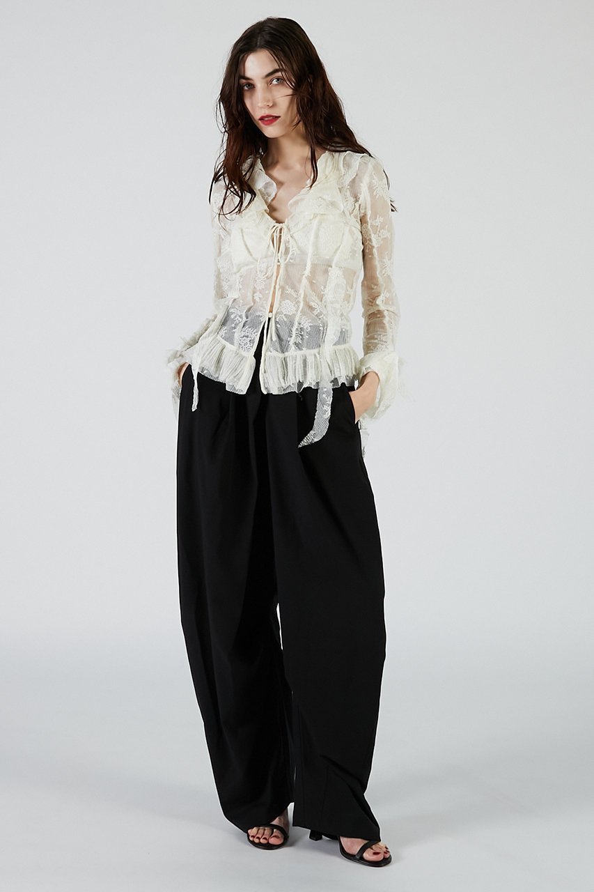 【プランク プロジェクト/PRANK PROJECT】のレースラッフルブラウス / Lace Ruffled Blouse 人気、トレンドファッション・服の通販 founy(ファニー) 　ファッション　Fashion　レディースファッション　Fashion for Women　トップス・カットソー　Cut & Sew Tops　シャツ・ブラウス・オフィスカジュアル　Elegant Blouses & Button-Ups　2025年　2025　2025-2026秋冬・A/W　Autumn/Winter 2025–26 AW25–26　おすすめ　Recommended / Our Picks　インナー　Innerwear　ジャケット　Jacket, Outerwear　スラックス　Slacks, Dress Pants　スリーブ　Sleeve, Long Sleeve / Short Sleeve　デニム　Denim, Jeans Material　フリル　Frill, Ruffle　プリーツ　Pleats, Pleated　ランダム　Random, Irregular　レース　Lace, Lace Fabric　ロング　Long, Long-Length　A/W・秋冬　Autumn/Winter　羽織　Haori, Light Jacket　other-2|ID: prp329100004622124 ipo3291000000033169540